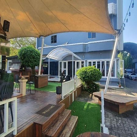 Nora Bukit Hotel Phuket Bagian luar foto