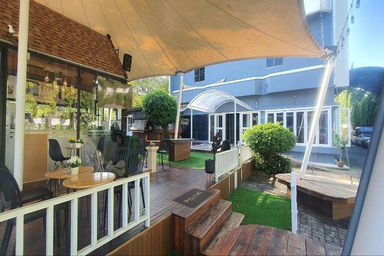 Nora Bukit Hotel Phuket Bagian luar foto