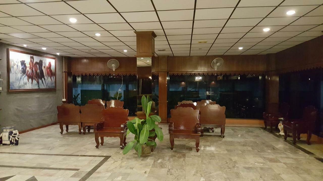 Nora Bukit Hotel Phuket Bagian luar foto